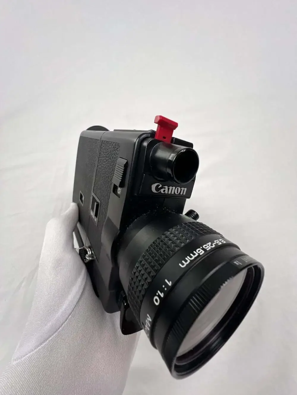 Canon 310XL Super 8 Film Camera with 8.6-26.5mm f/1.0 Macro Zoom Lens